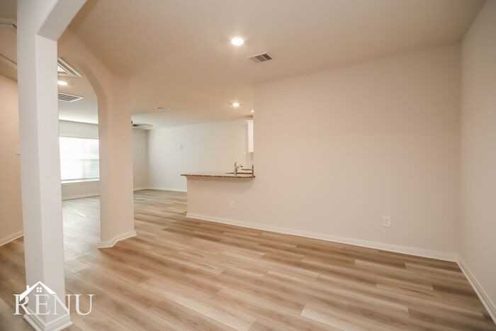 10446 Sweetwater Creek Dr - Photo 7 of 24