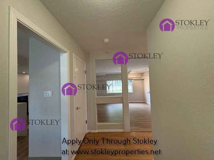 1613 Lynwood Dr - Photo 7 of 31