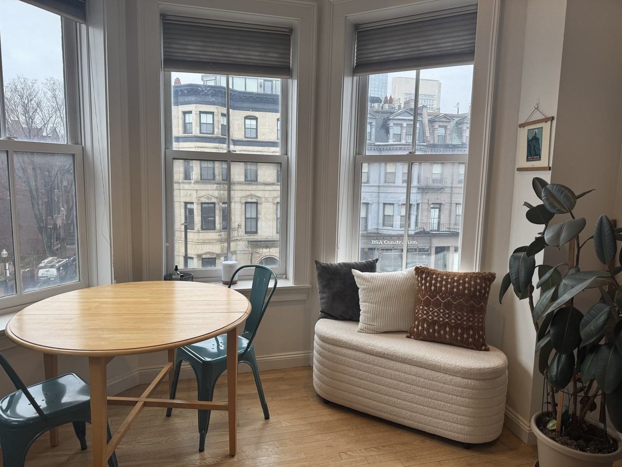 560 Columbus Ave #7 - Photo 3 of 8