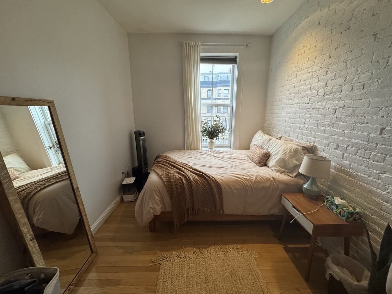 560 Columbus Ave #7 - Photo 5 of 8