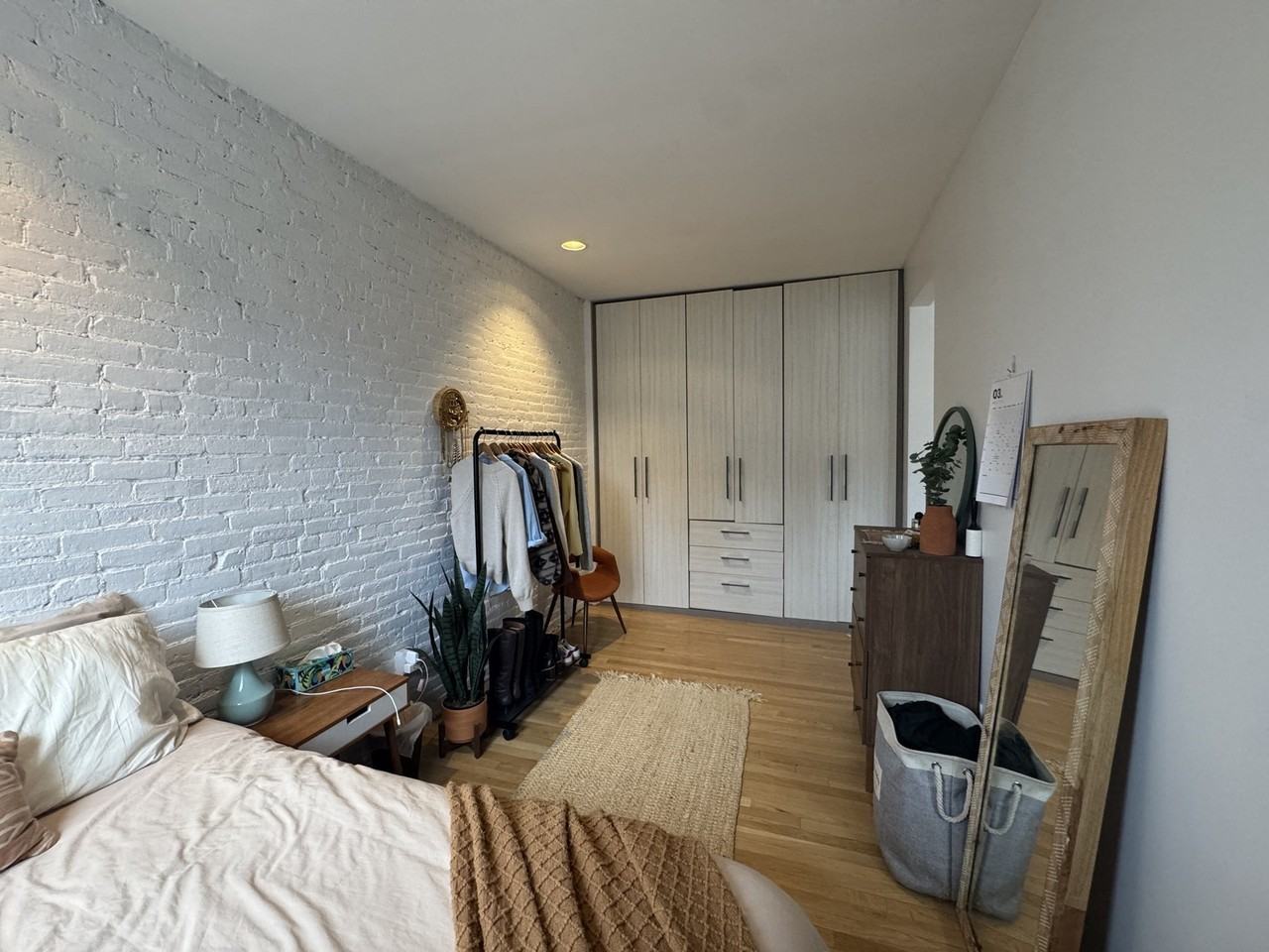 560 Columbus Ave #7 - Photo 6 of 8