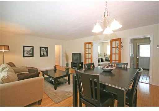 9 Hammond Pond Pkwy #2 - Photo 5 of 6