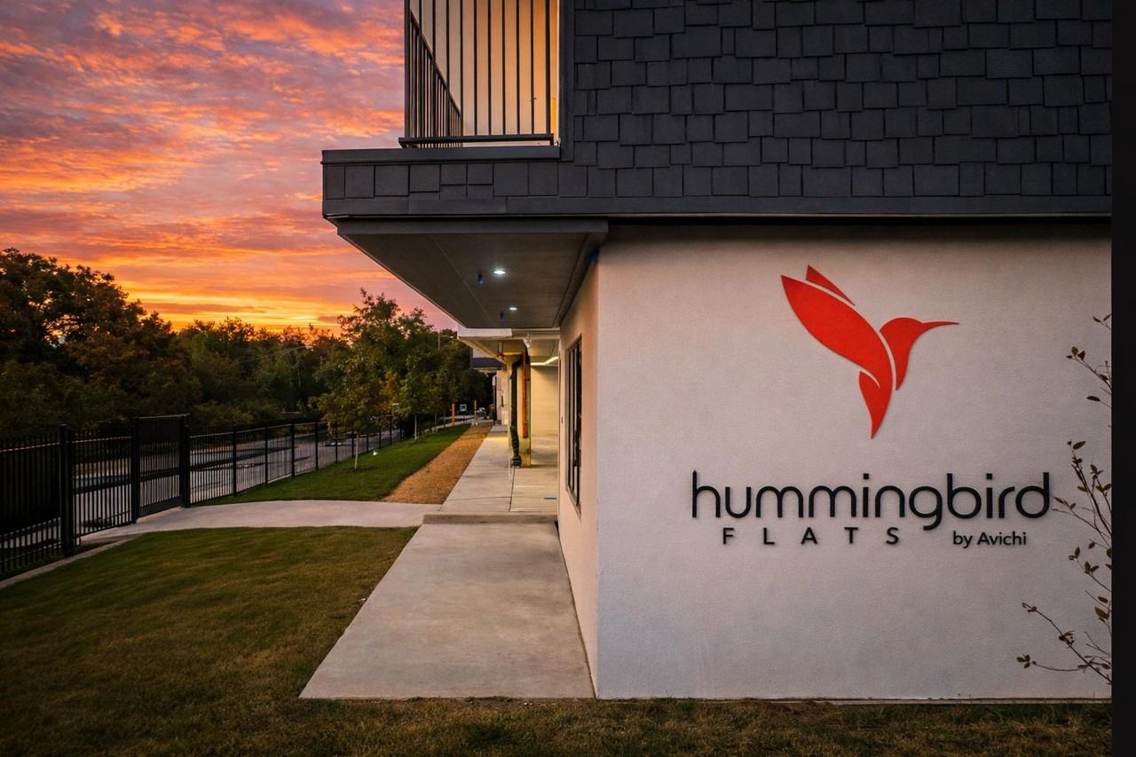 Hummingbird Flats - Photo 2 of 10