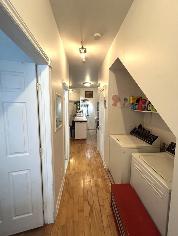 1574 Rue de la Visitation - Photo 3 of 10