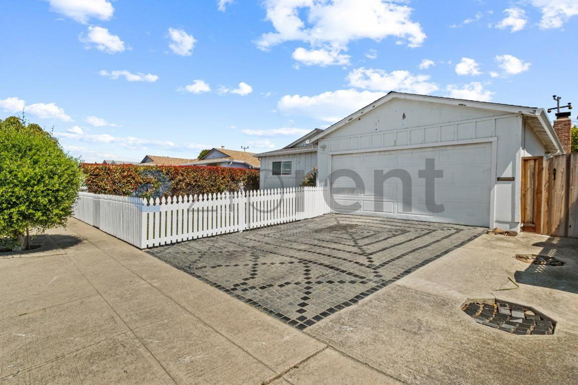 39372 Drake Way - Photo 2 of 30