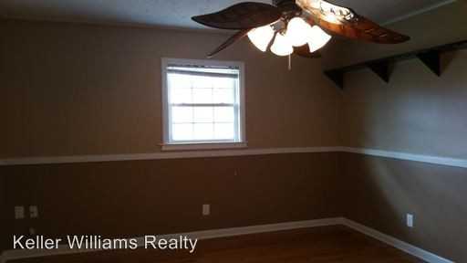 213 Carlton Ln - Photo 2 of 16