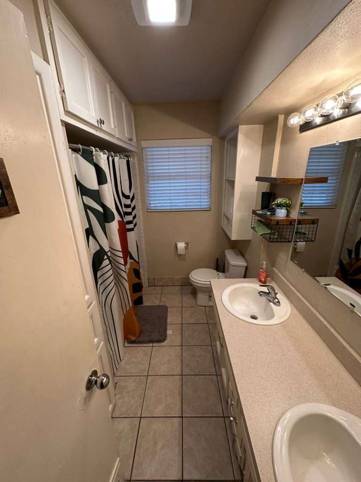 8006 Fall River Dr Dallas - Photo 2 of 12