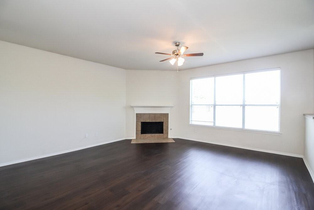 2280 Timber Creek Dr - Photo 3 of 15
