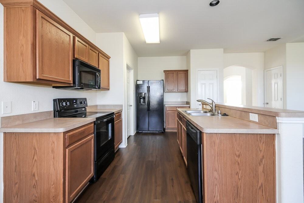 2280 Timber Creek Dr - Photo 5 of 15