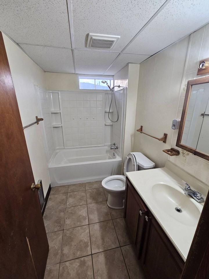 156 Tuscarawas St - Photo 2 of 5