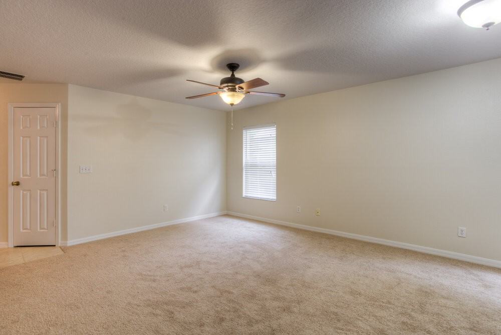 735 Windrose Dr - Photo 3 of 27
