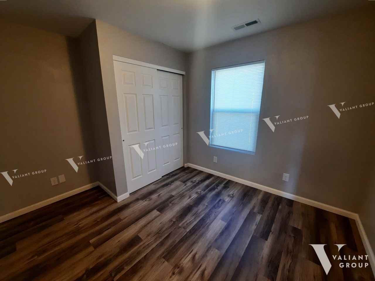 1622 W Chestnut St - Photo 6 of 12