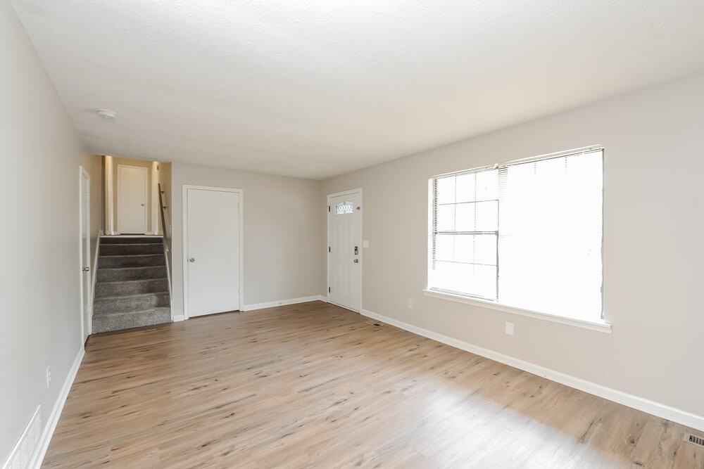 2687 Del Ridge Dr - Photo 4 of 17