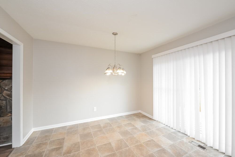 2687 Del Ridge Dr - Photo 6 of 17