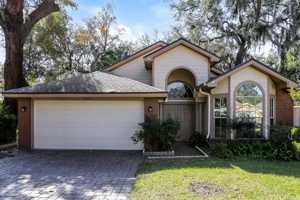featured image of 957 Piedmont Oaks Dr