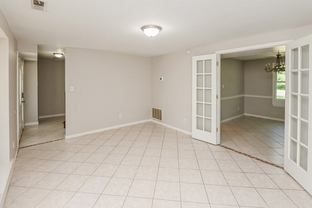 3204 Old House Cir - Photo 6 of 17