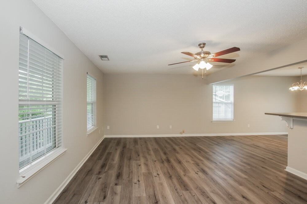 10632 Greatford Ct - Photo 6 of 17