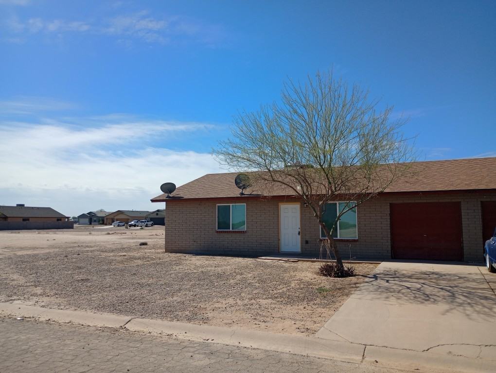 8529 W San Mateo Dr #1 - Photo 2 of 20