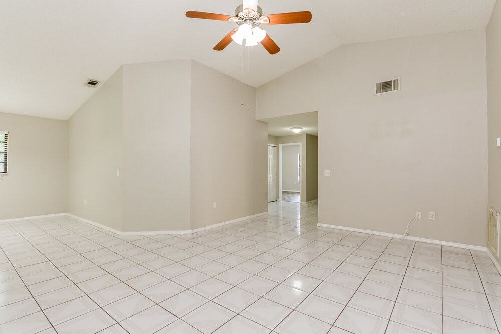 1657 Sunburst Way - Photo 5 of 16