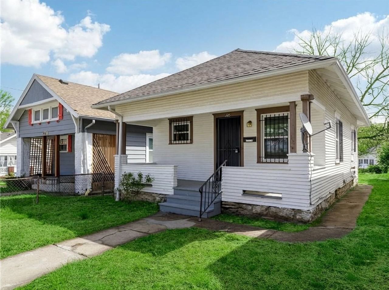 445 N Lawndale Ave - Photo 3 of 31