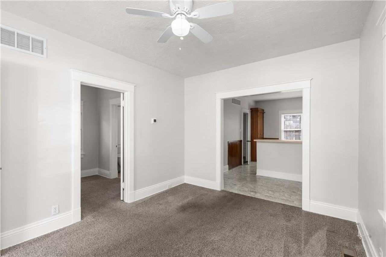 445 N Lawndale Ave - Photo 6 of 31