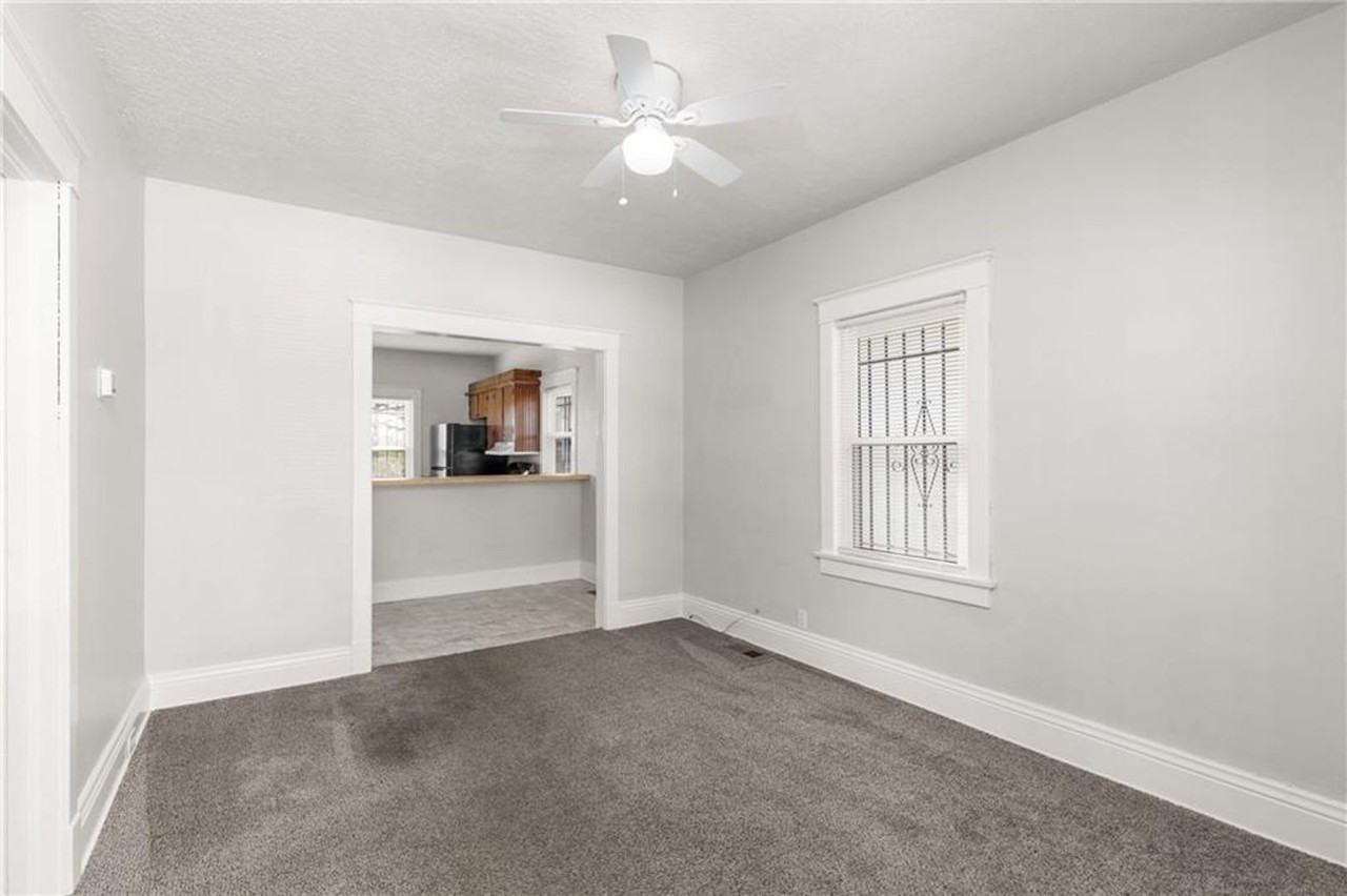 445 N Lawndale Ave - Photo 7 of 31