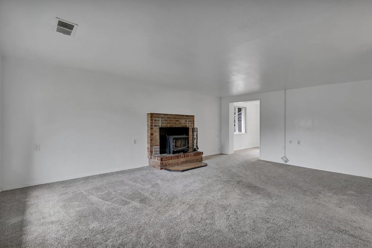 23912 59th Pl W - Photo 6 of 22