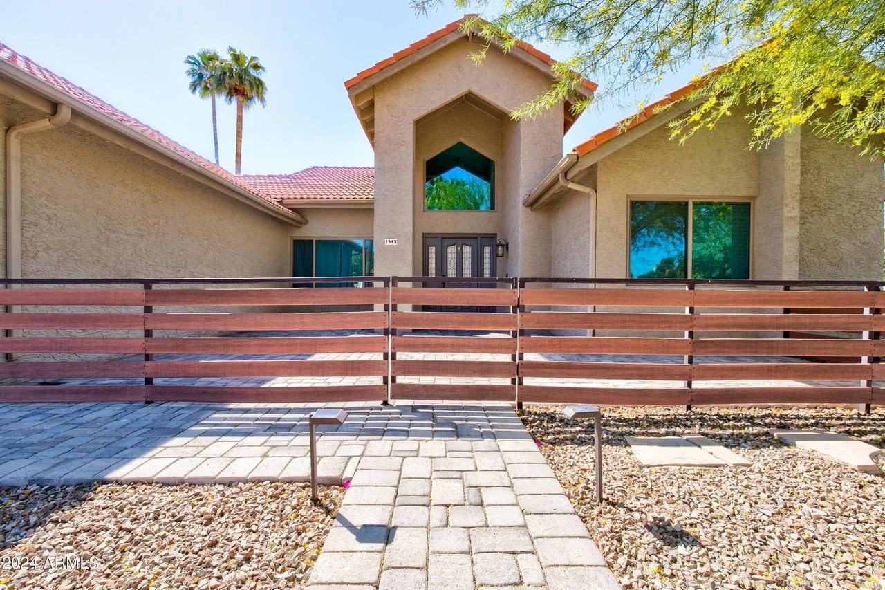 1945 E Velvet Dr - Photo 6 of 45
