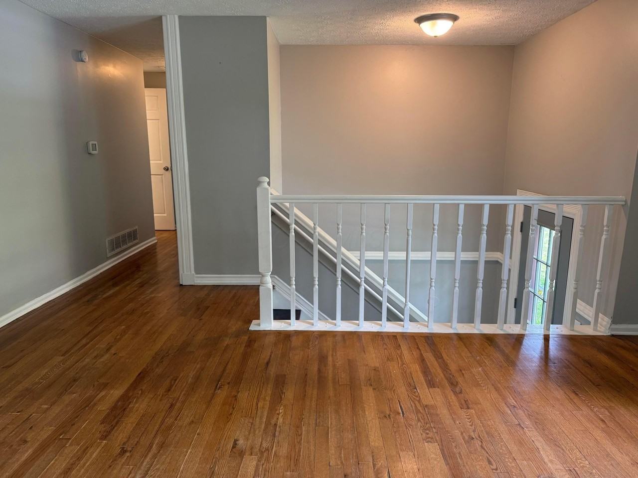 2348 Warfield Dr - Photo 3 of 27