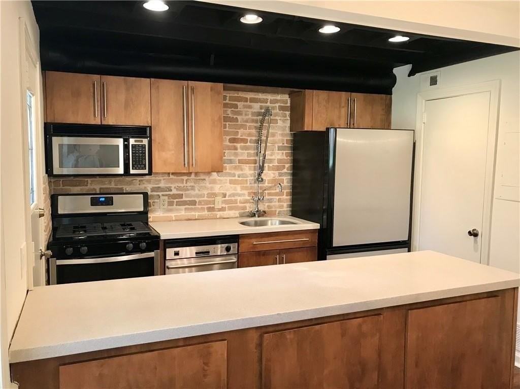 75 Roswell Ct Ne - Photo 6 of 17