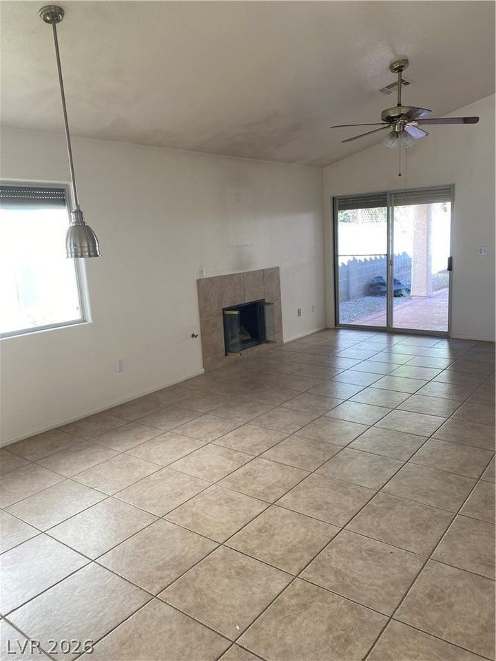 7004 Rotunda Ct - Photo 5 of 15