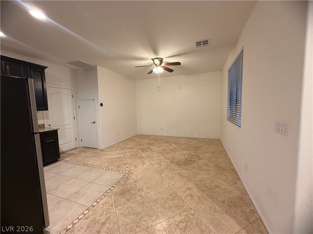 7296 Spring Flower Ave #B - Photo 4 of 9