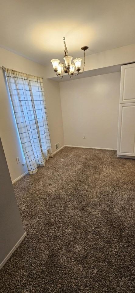 20016 Village Green Ct - Photo 5 of 12