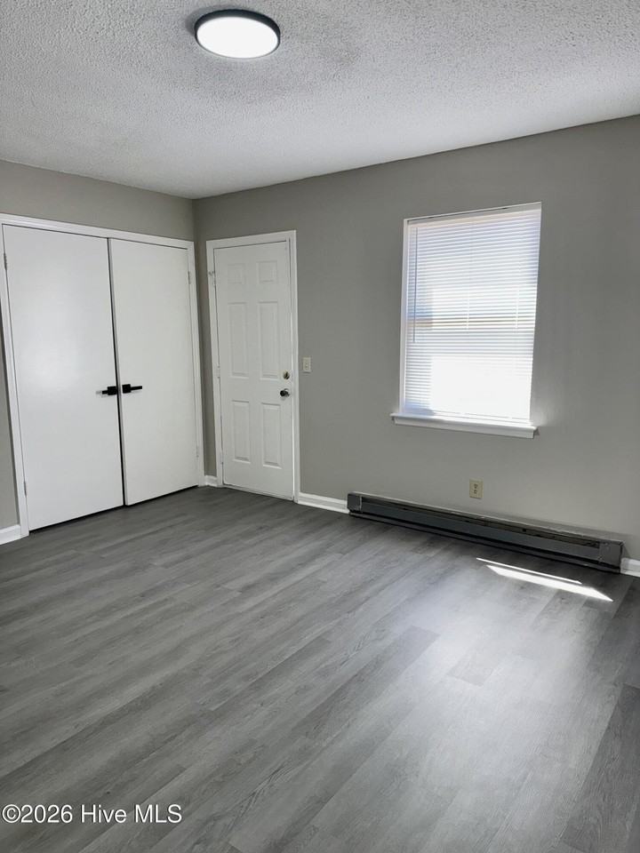 803 Peed Dr #4 - Photo 5 of 9