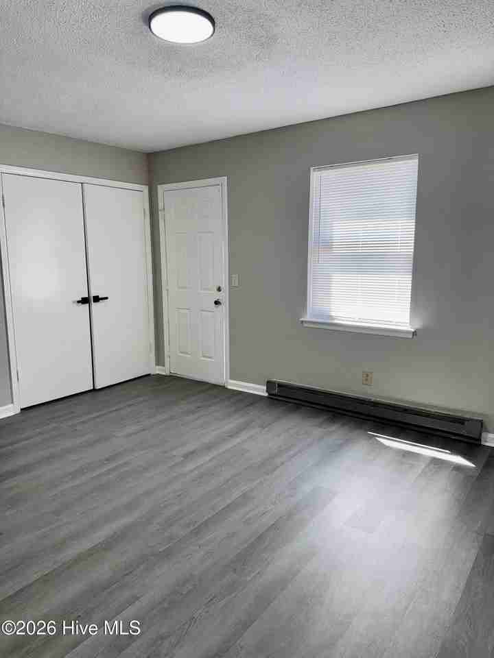 803 Peed Dr #4 - Photo 6 of 9