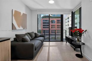 121 Ne 5th St #712B - Photo 1 of 1