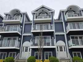 featured image of 269 E Broadway #24