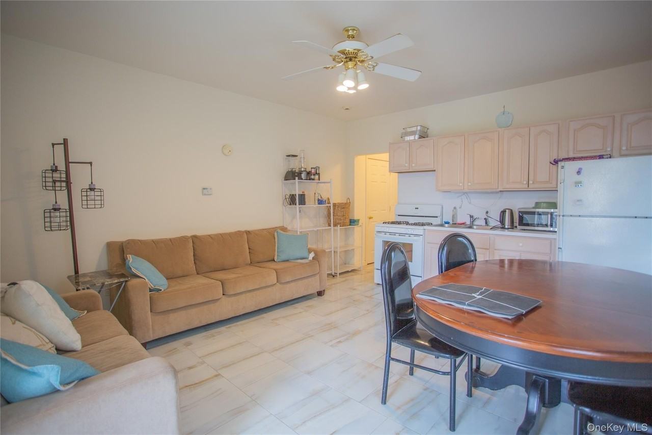 136 E Olive St - Photo 6 of 18