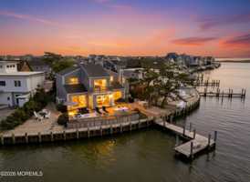 featured image of 473 Tamiami Dr