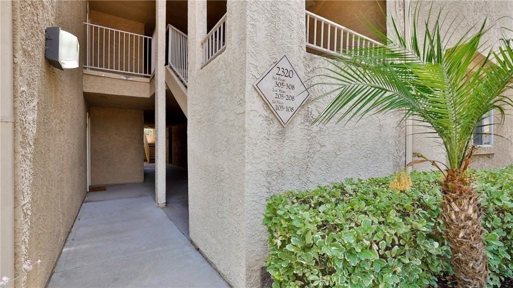 2320 Del Mar Way #305 - Photo 3 of 25