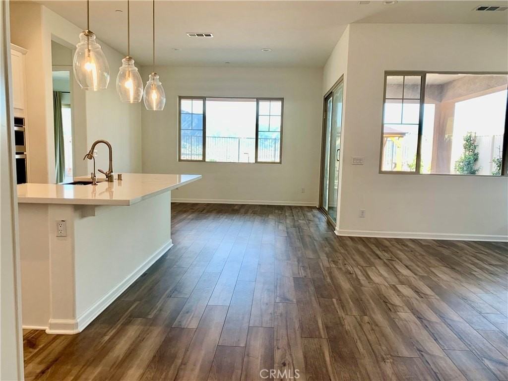 24231 Evesong Dr - Photo 5 of 22