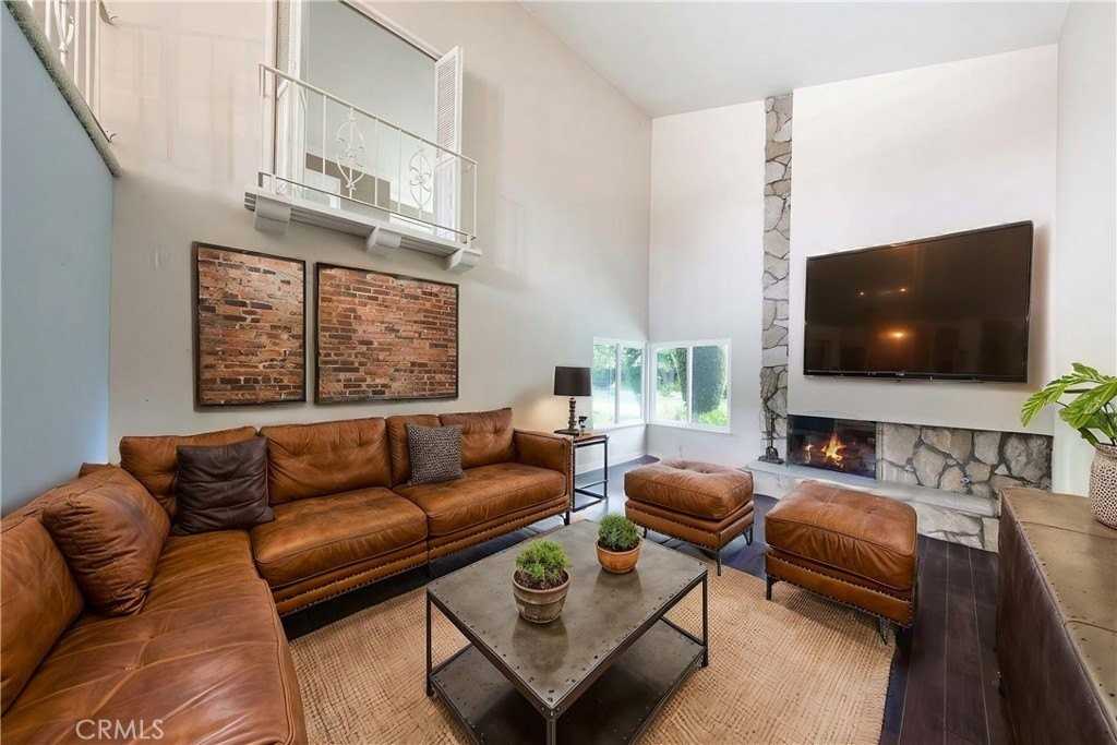 17850 Winterberry St - Photo 7 of 25