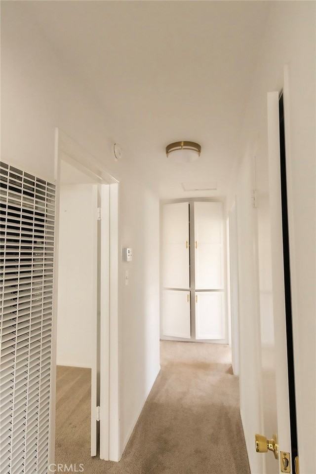 22010 Ocean Ave - Photo 7 of 24