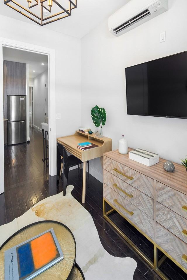 980 3rd Ave #1051316P - Photo 7 of 50