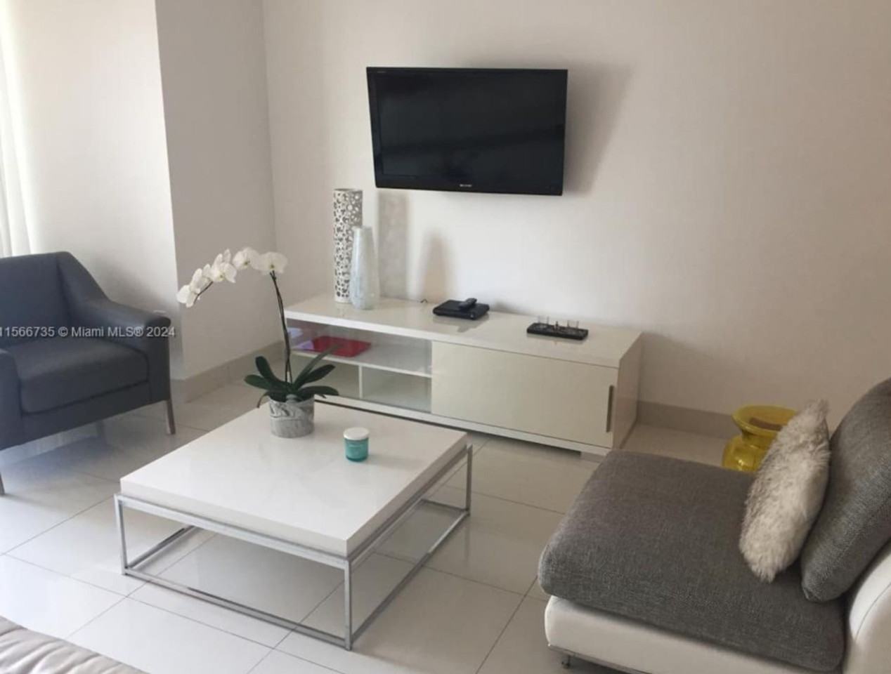 485 Brickell Ave #1520356P - Photo 3 of 19