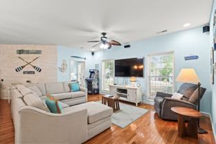 306 Pine St S - Photo 1 of 1