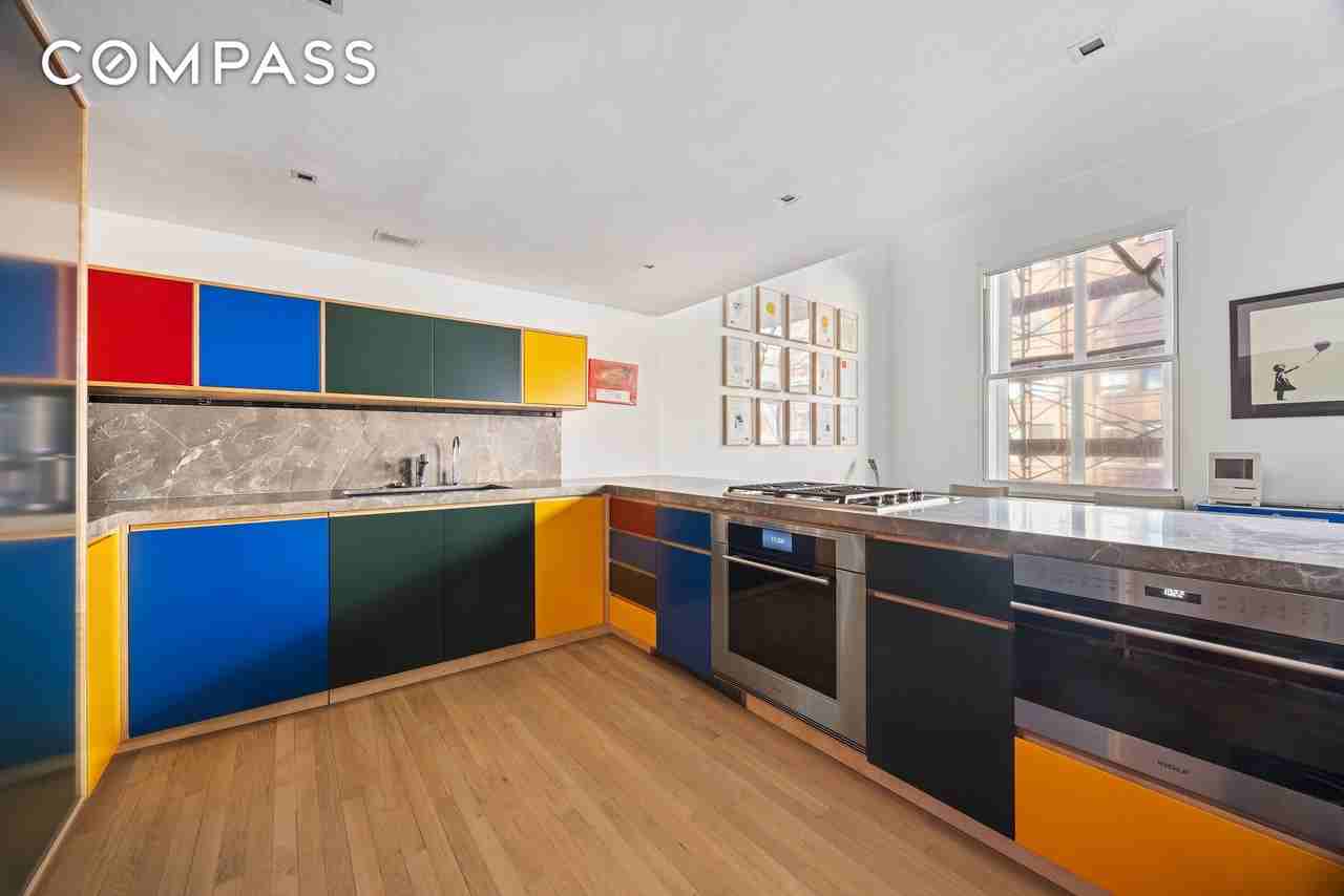 240 Centre St #4K - Photo 3 of 14