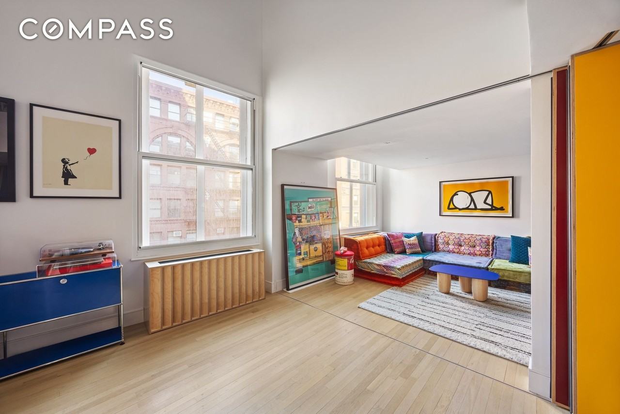 240 Centre St #4K - Photo 4 of 14