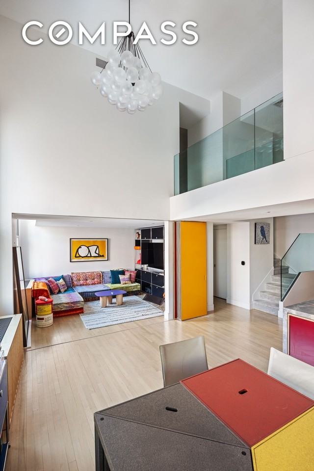 240 Centre St #4K - Photo 7 of 14