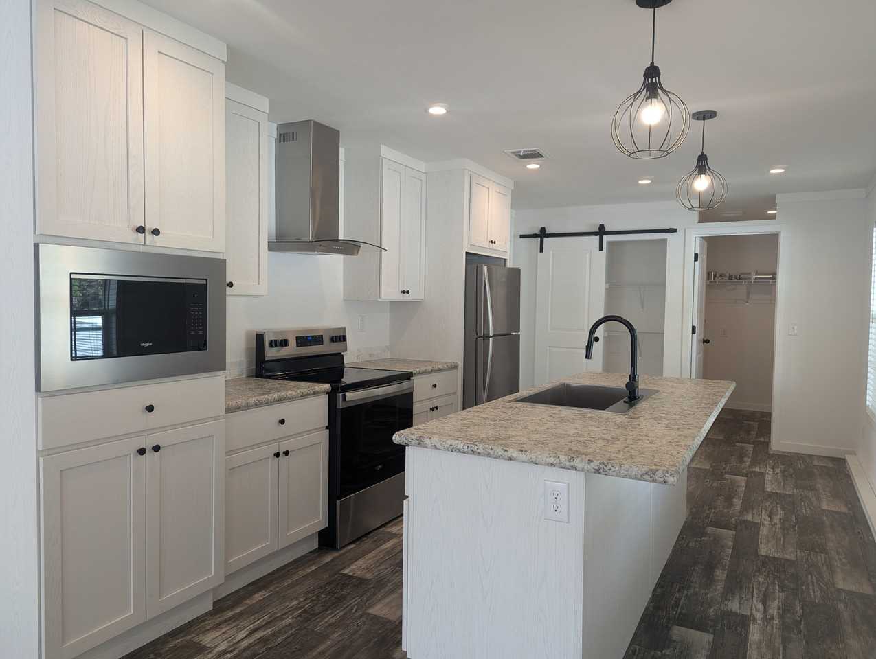 127 Coral Crest Dr #160 - Photo 2 of 13